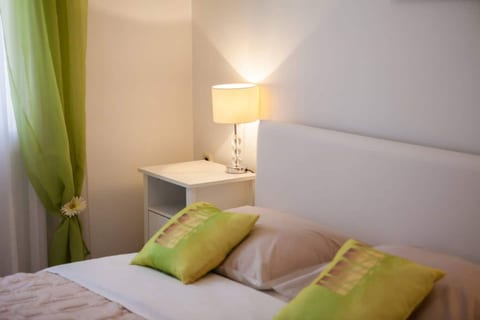 Apartment Dragica 1 - Unit 373349-13