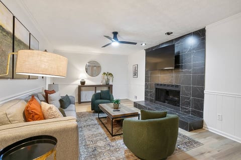 4BR/US Soccer/Trilith studios / Pets ok