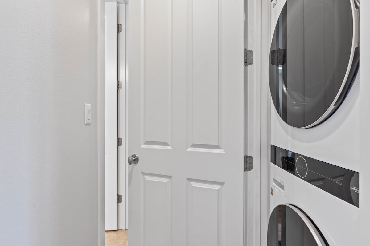 Ravens Hollow - Miramar Beach