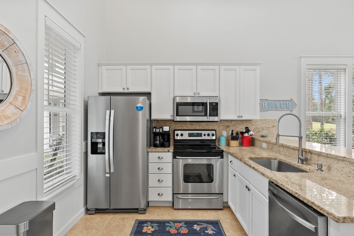 Ravens Hollow - Miramar Beach