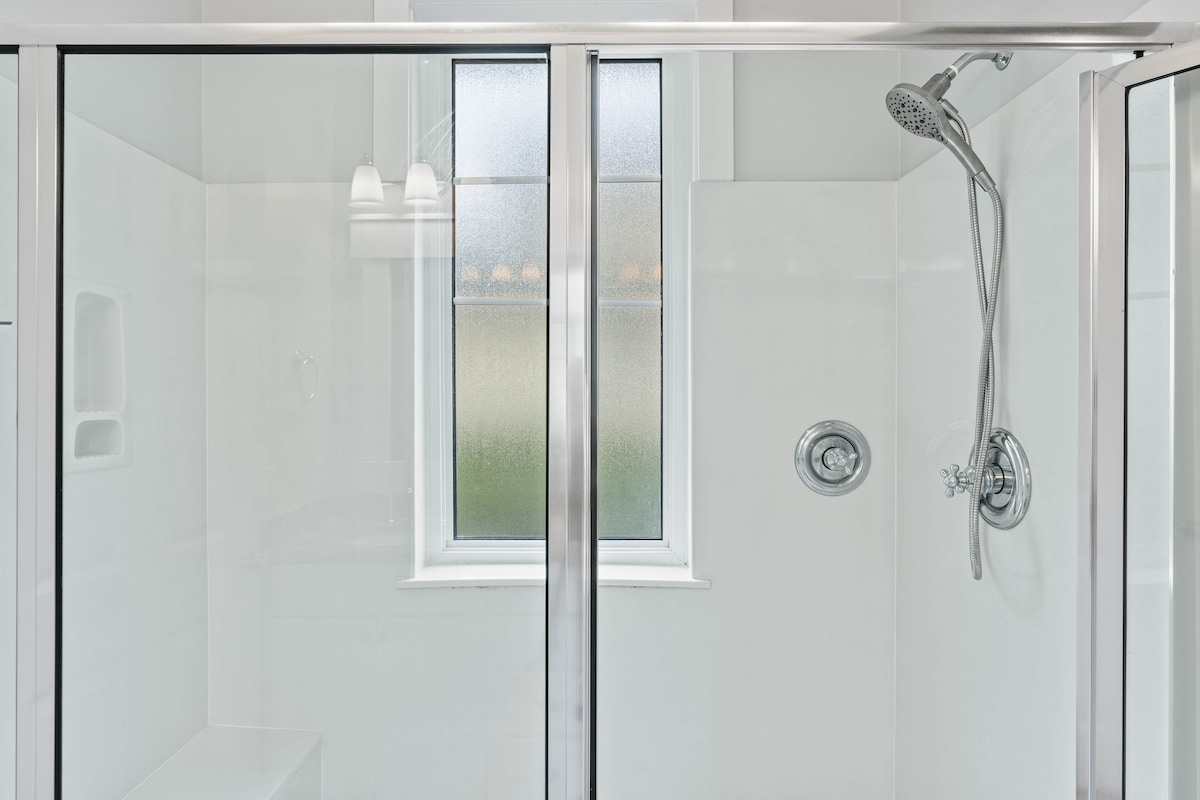 Ravens Hollow - Miramar Beach