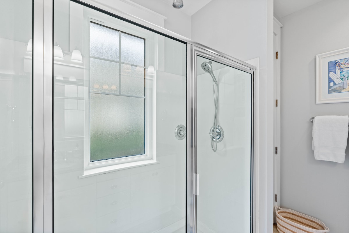 Ravens Hollow - Miramar Beach