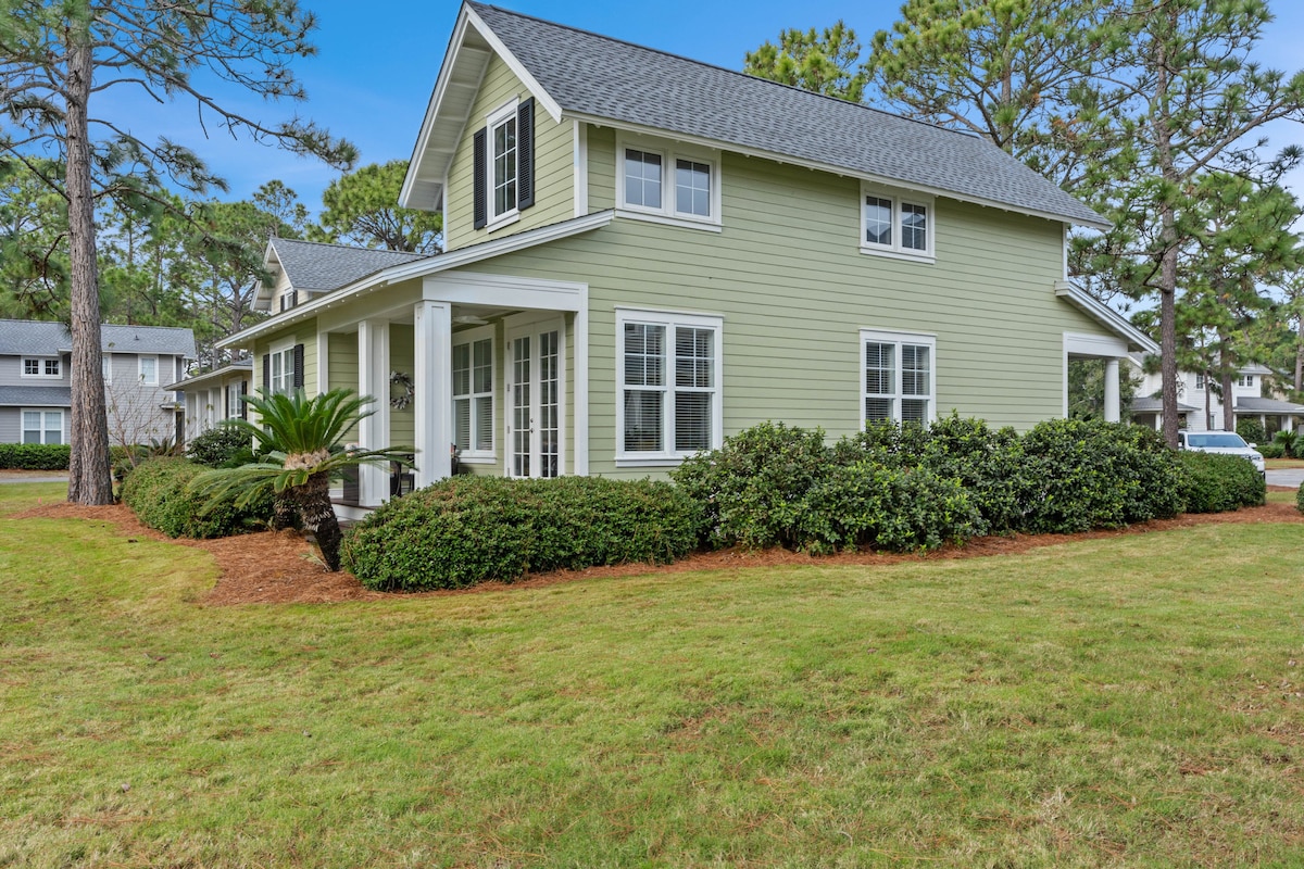 Ravens Hollow - Miramar Beach