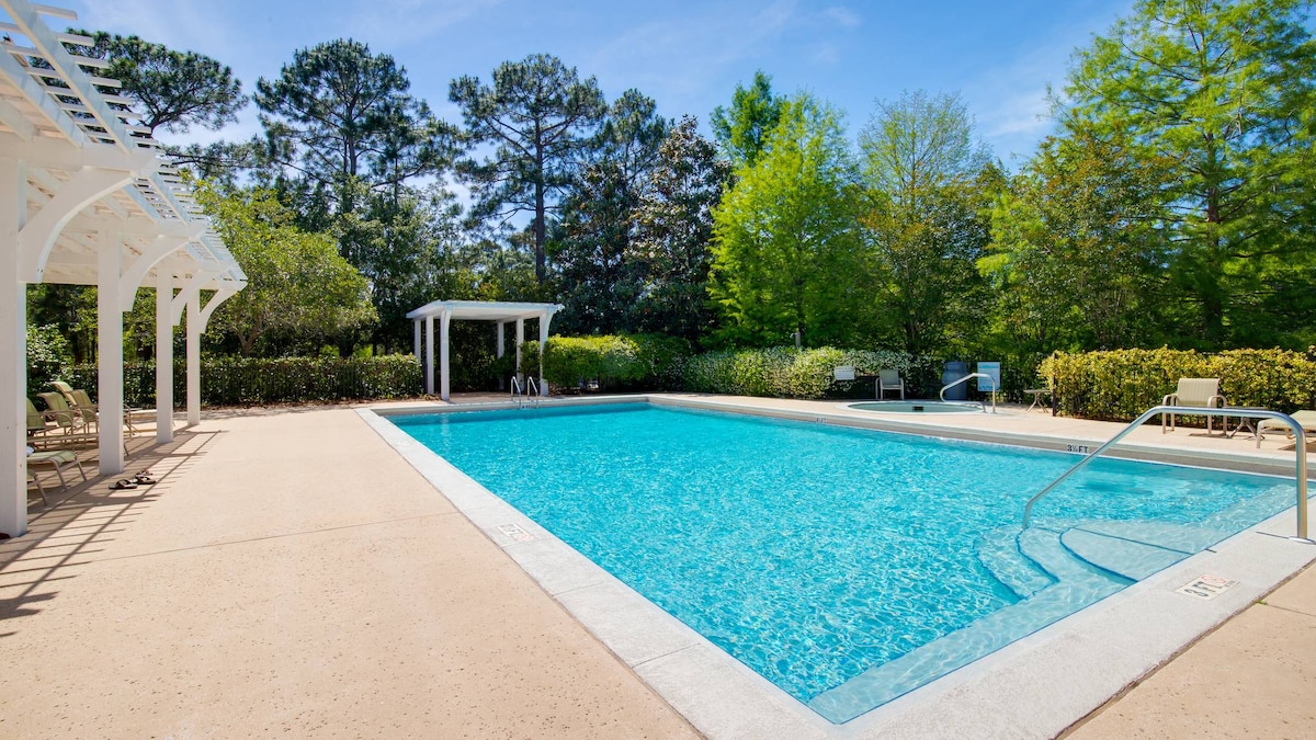 Ravens Hollow - Miramar Beach