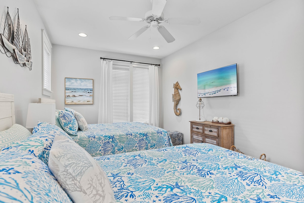 Ravens Hollow - Miramar Beach