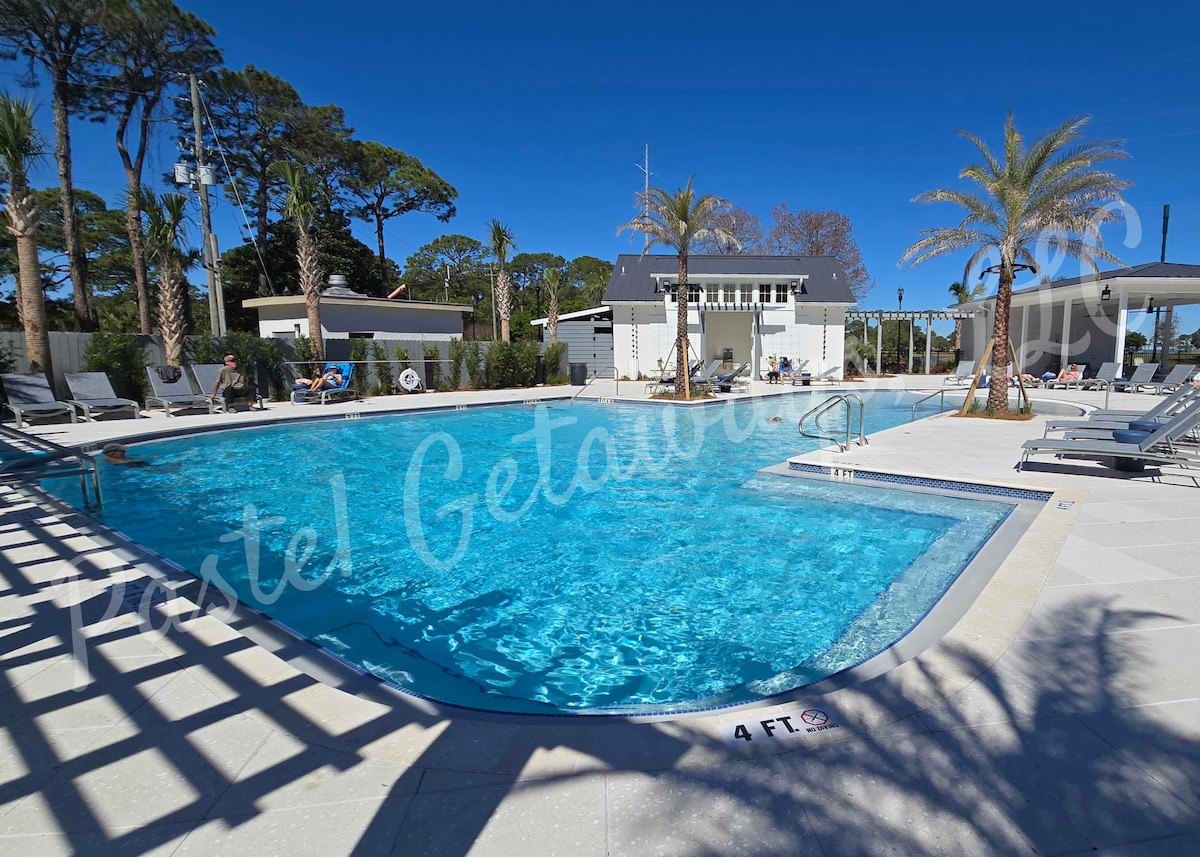 Ravens Hollow - Miramar Beach