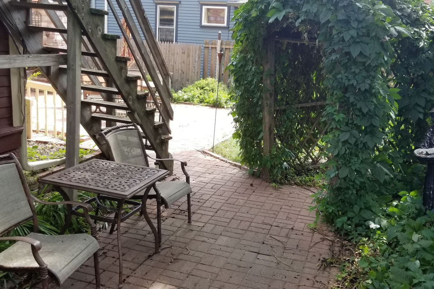 historic-victorian-inn-downtown-(8-bed-6-bath)/