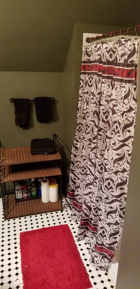 historic-victorian-inn-upper-lofts-(3rd-floor)/