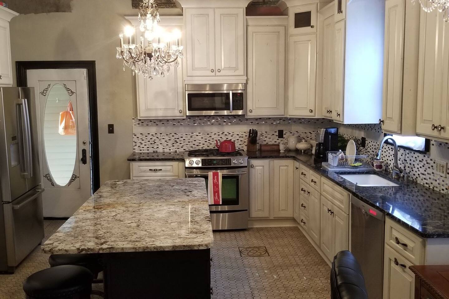 historic-victorian-inn-upper-lofts-(3rd-floor)/