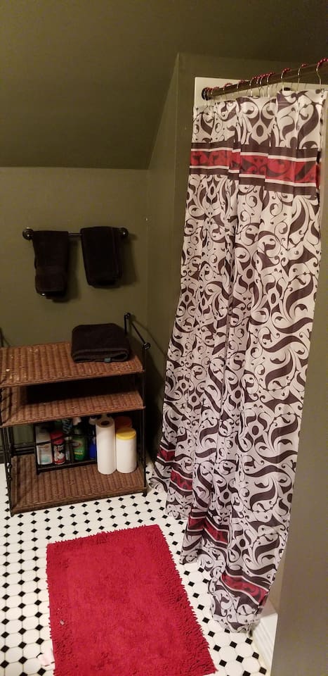 historic-victorian-inn-east-loft-(kp117east)/