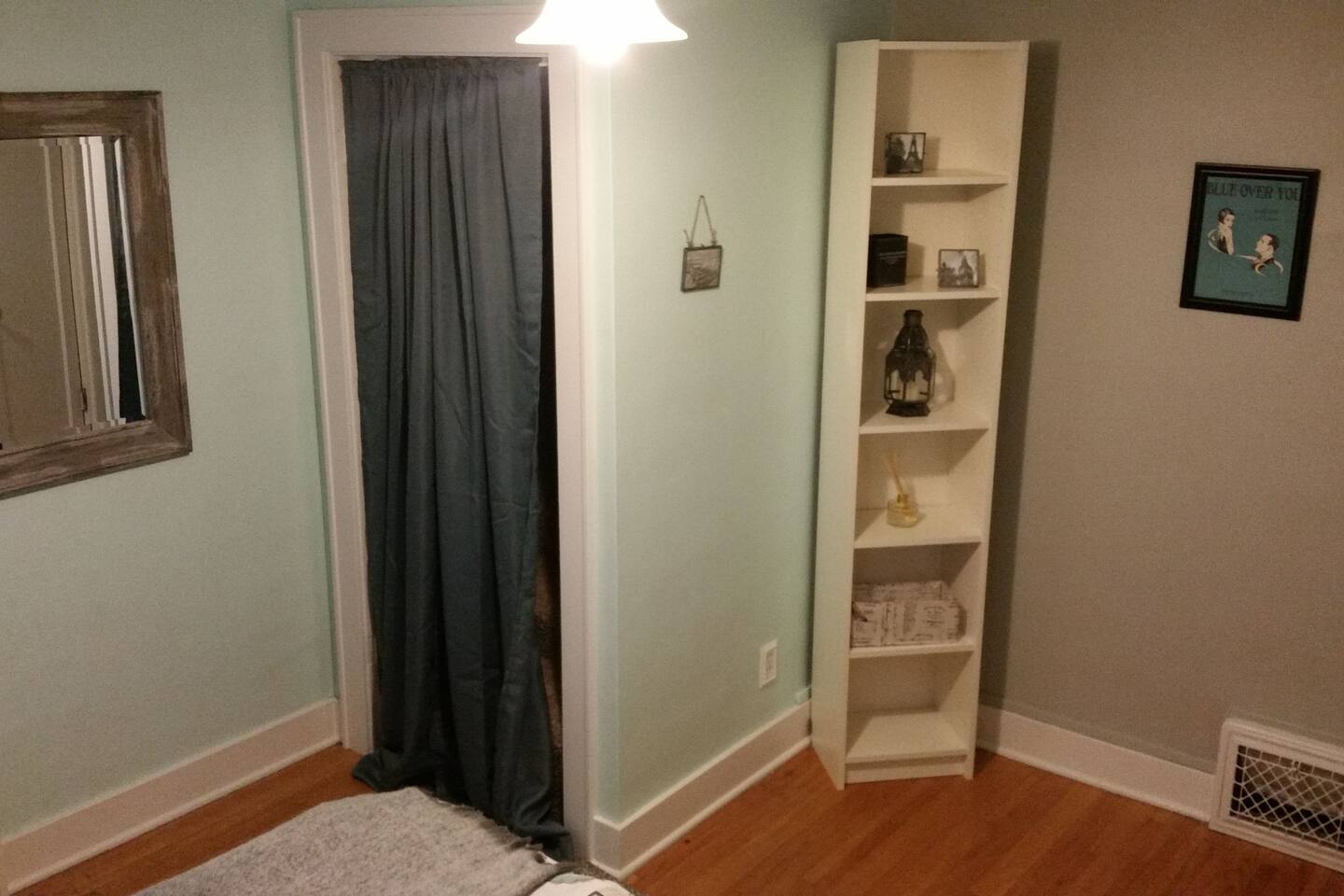 historic-twin-tudors-inn-kp1400-all-rooms-(kp1400all)/