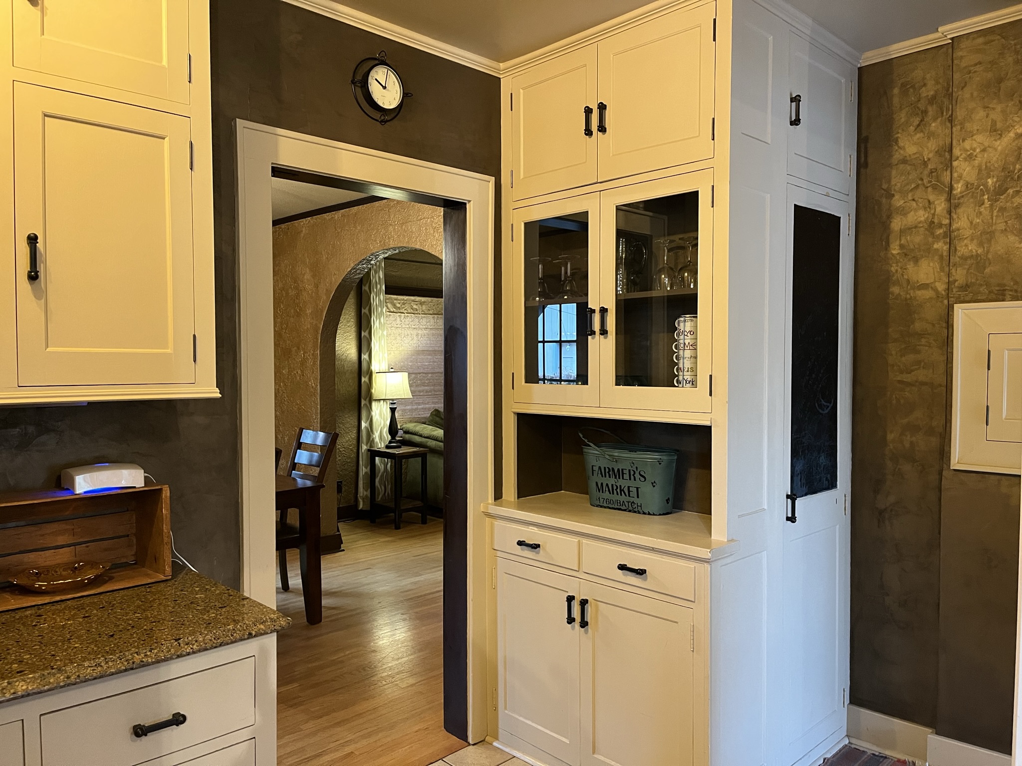 historic-twin-tudors-inn-northwest-room-(kp1400nw)/