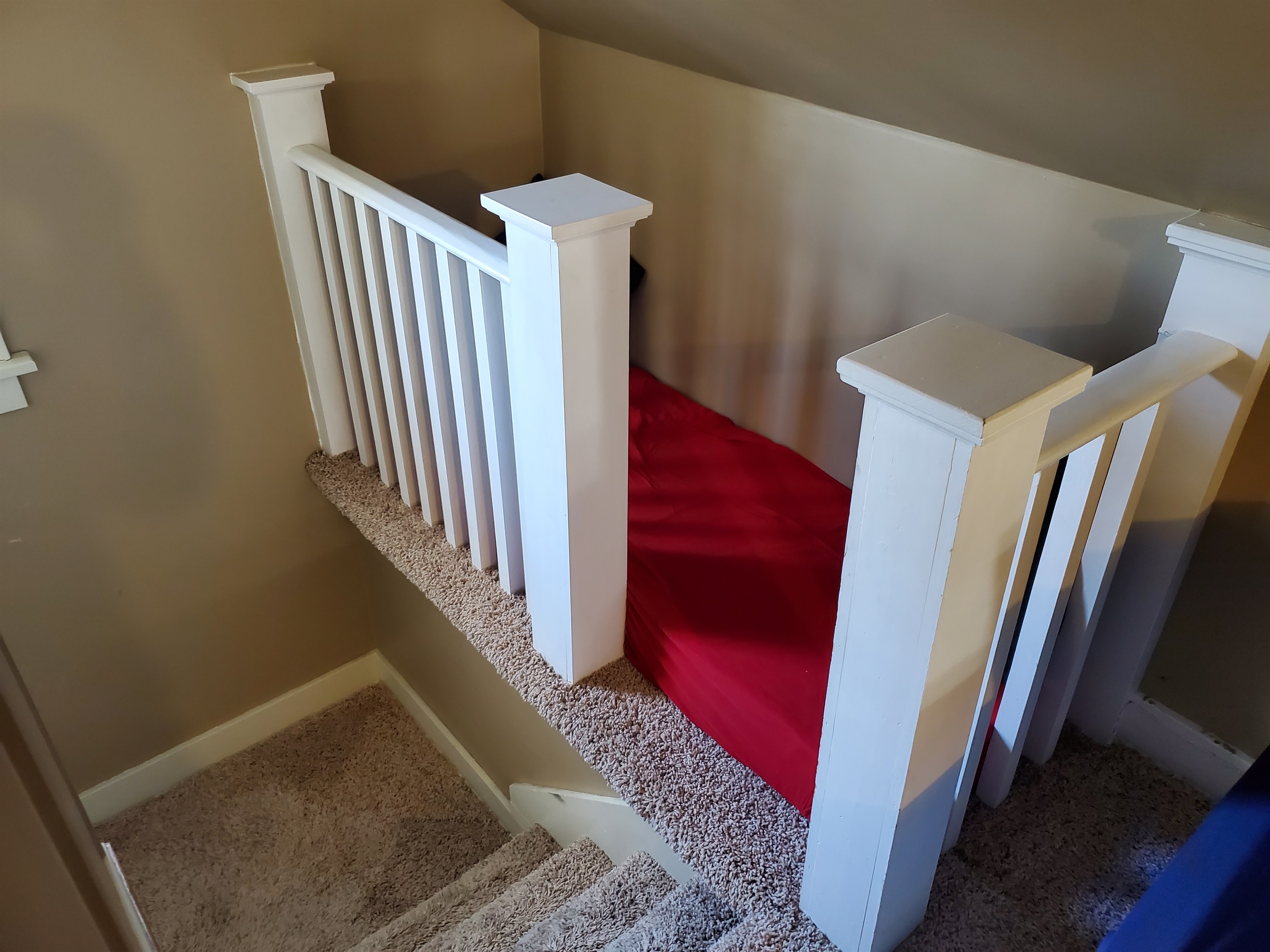 historic-twin-tudors-inn-northwest-room-wloft-(kp1400nwloft)/