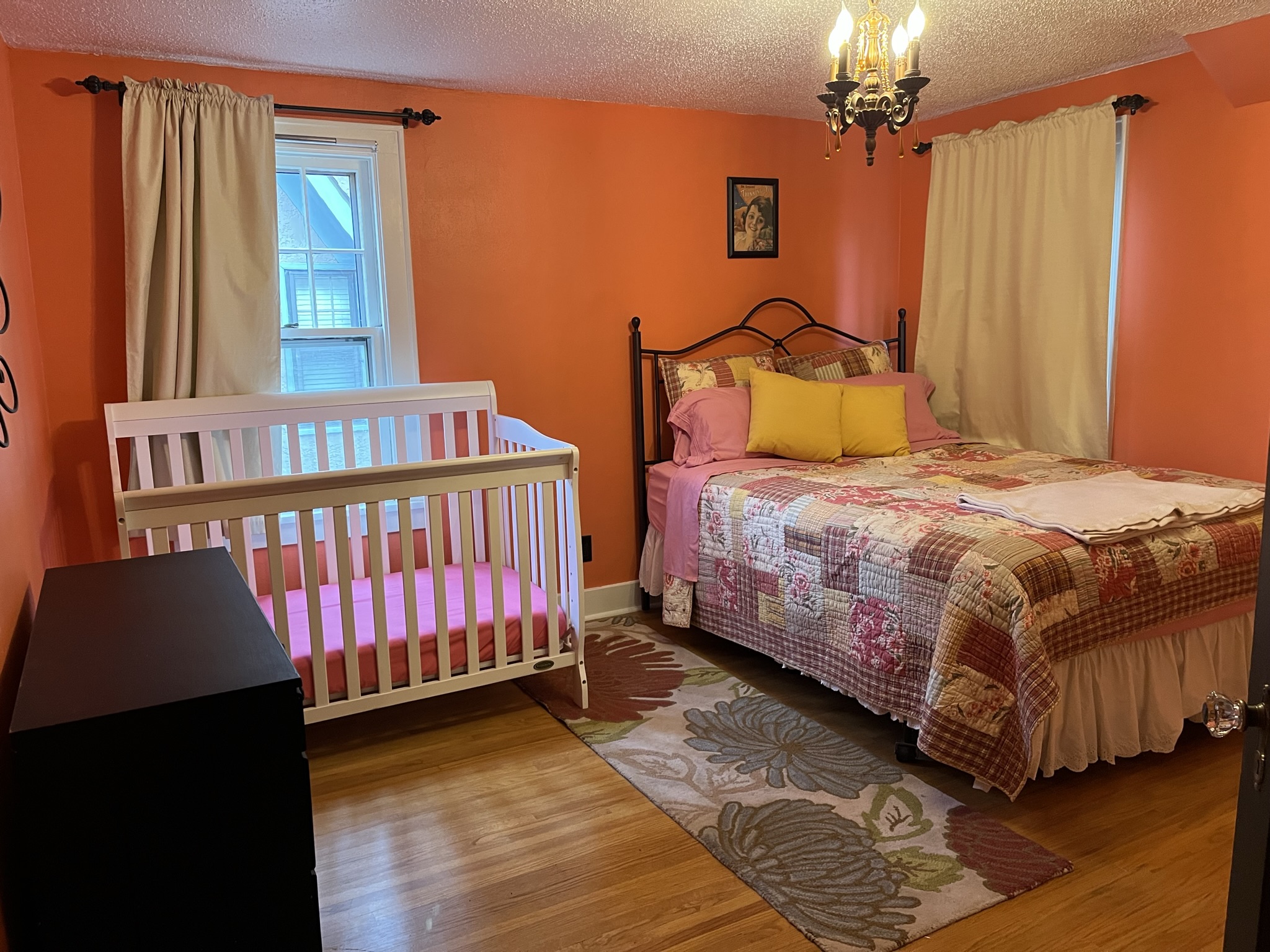 historic-twin-tudors-inn-southwest-room-(kp1400sw)/