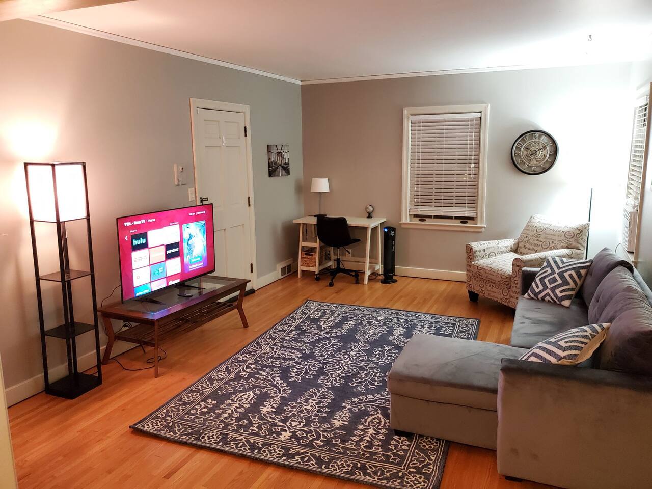 historic-mckennan-park-apts-near-downtown-and-hospitals-kp220apt3/