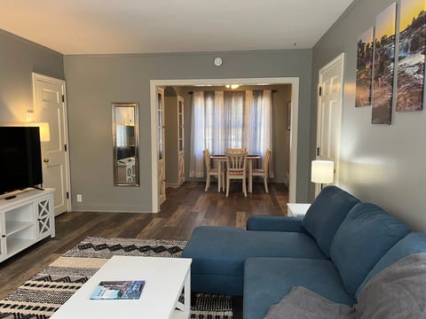 Historic McKennan Park Apt near Downtown & Hospitals KP220APT2