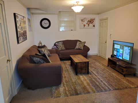 Historic McKennan Park Apt near Downtown & Hospitals KP220APT5