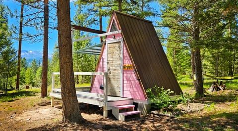5 cabins at The Hohnstead