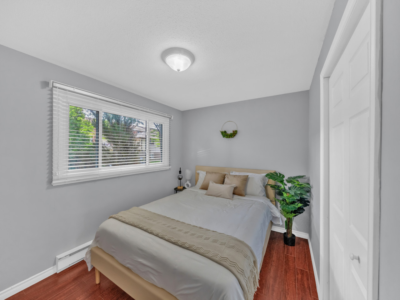 little-river-hideout-in-riverside/