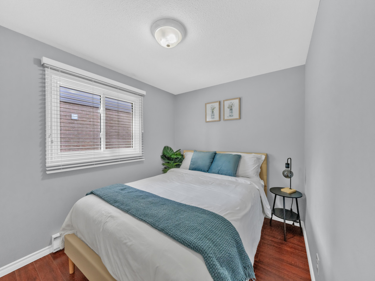 little-river-hideout-in-riverside/