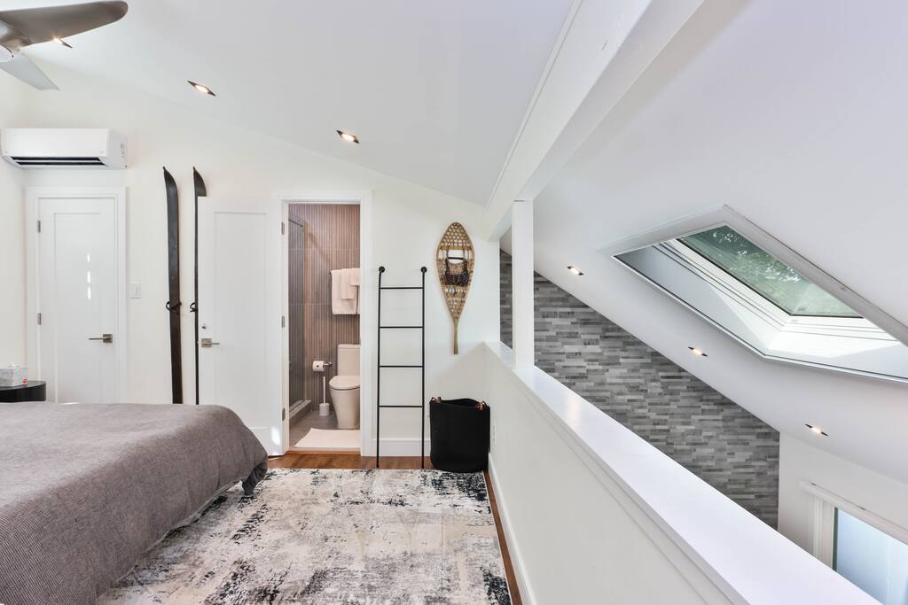 camelback-mountain:-2-adjacent-units-sleeps-16!/
