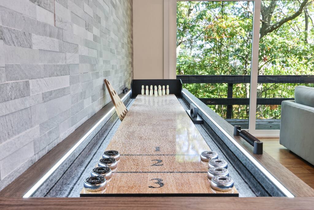 camelback-mountain:-2-adjacent-units-sleeps-16!/