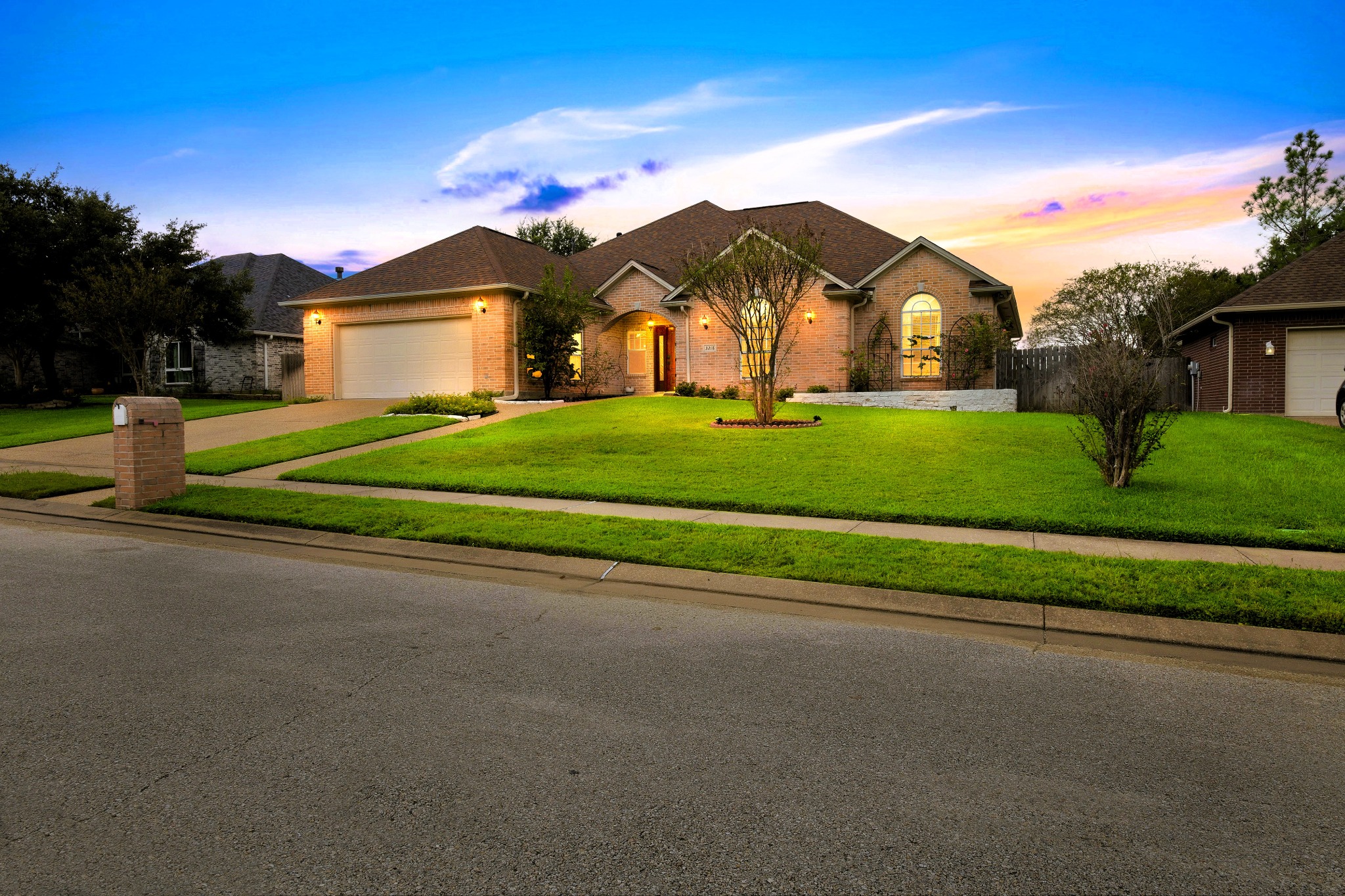 Luxury Home with Gourmet Kitchen