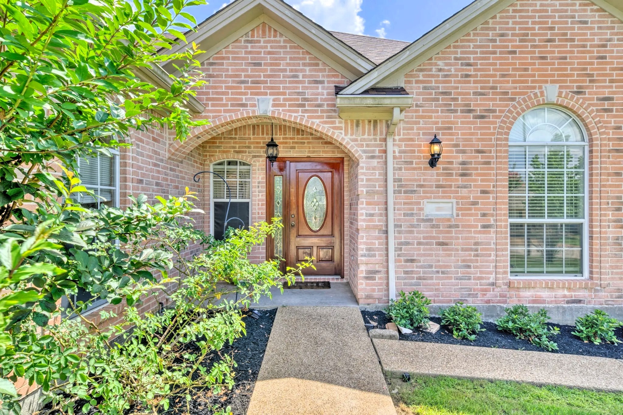 Luxury Home with Gourmet Kitchen - College Station
