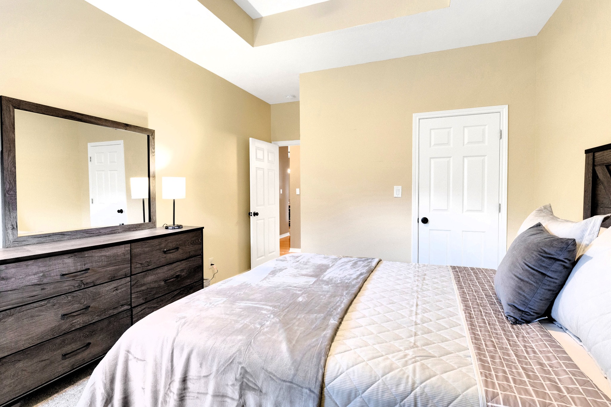 Luxury Home with Gourmet Kitchen - College Station