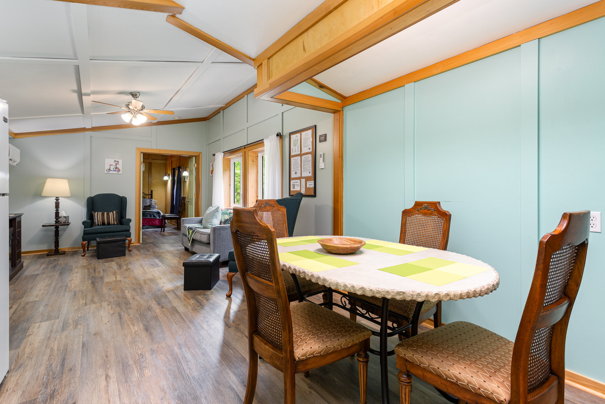 frog-hollow-at-hocking-vacations/