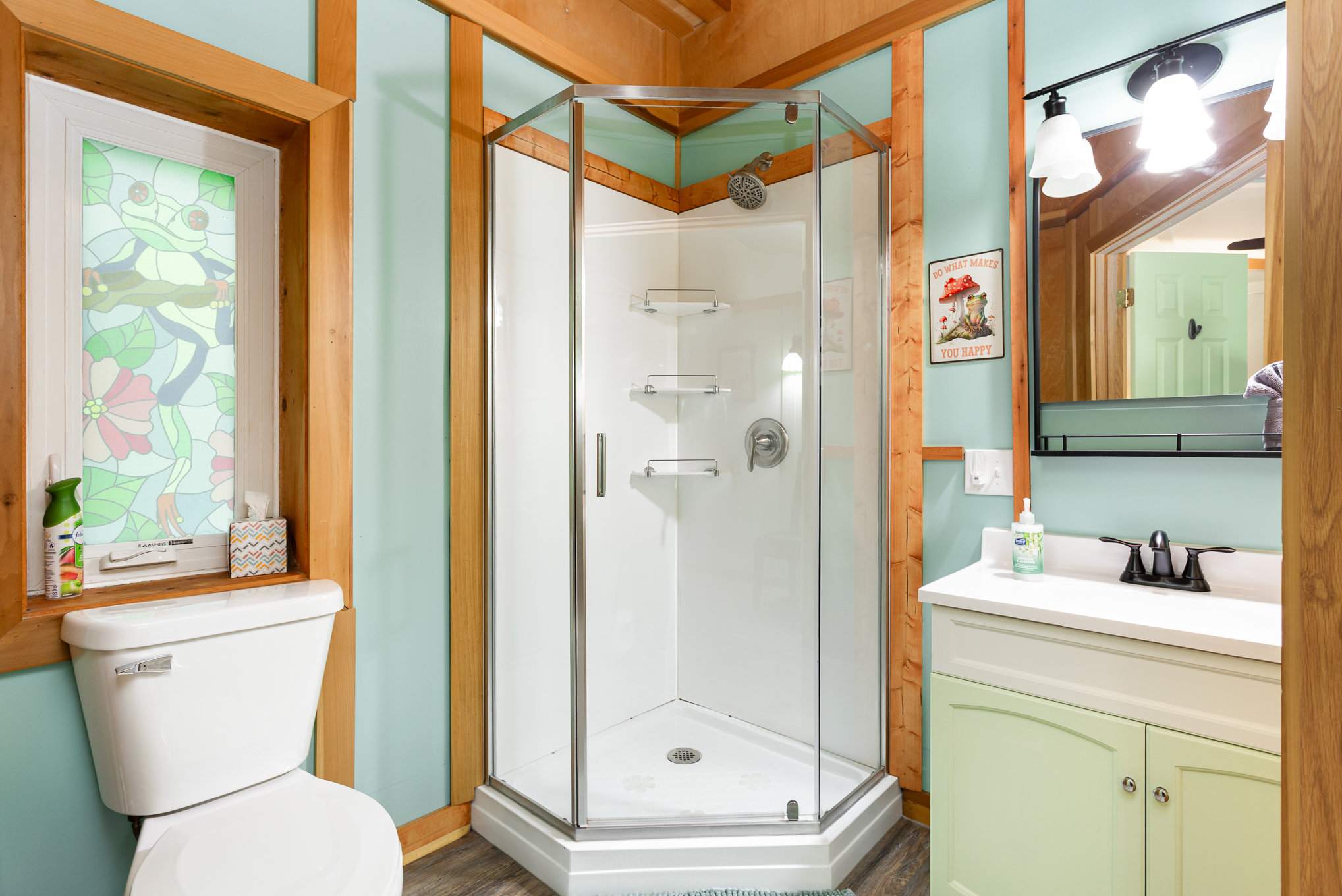 frog-hollow-at-hocking-vacations/