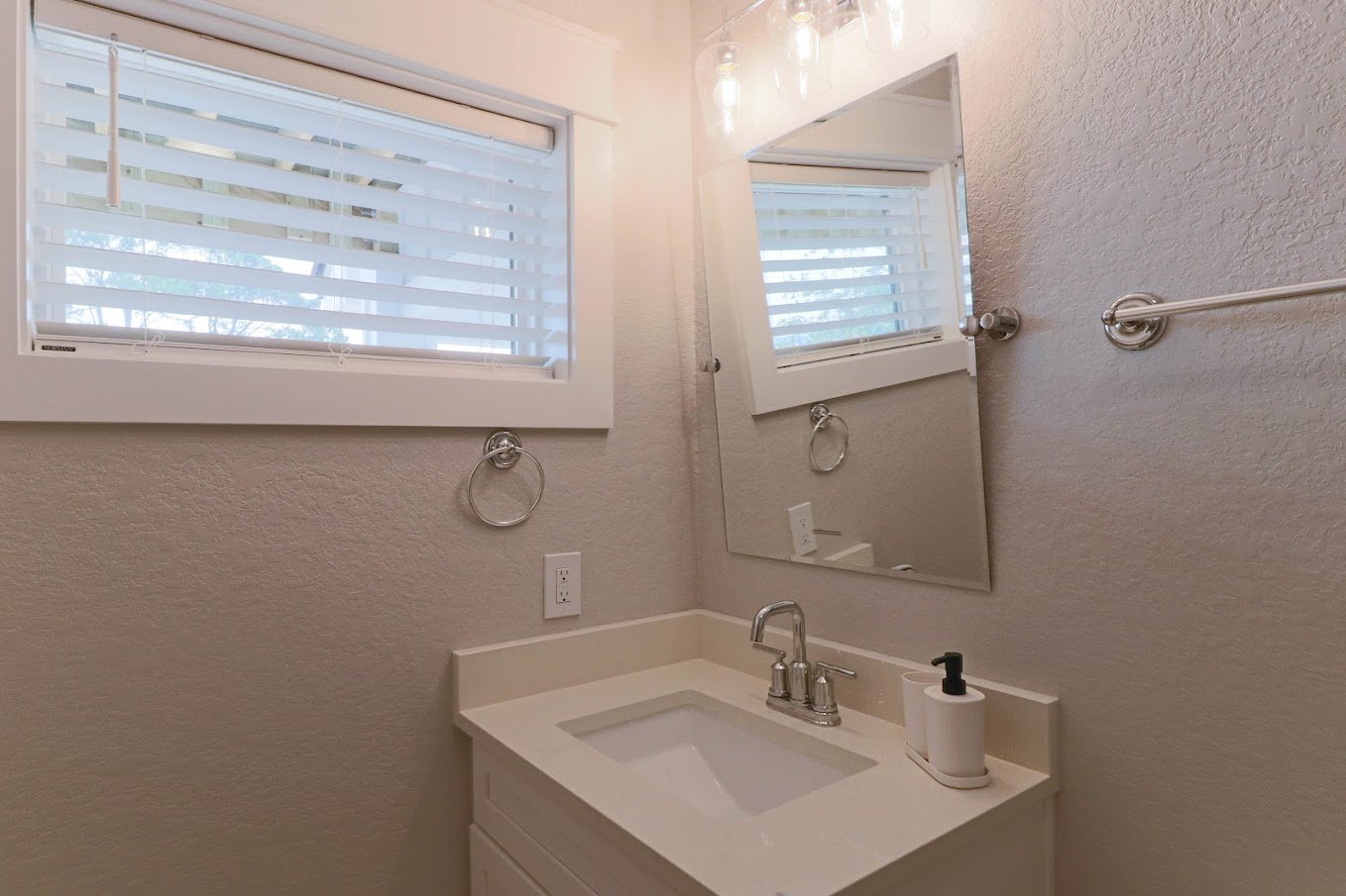 Full bathroom