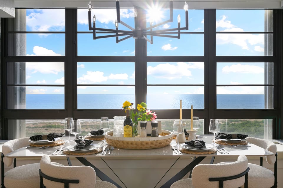 Mesmerizing dinner overlooking the Gulf of Mexico