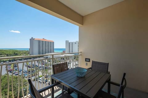 New Listing: Awesome Beach Luau