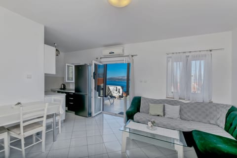 Apartments Terrace - Unit 376288-13