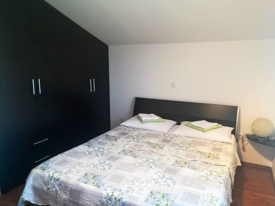 Apartment Dolac - Unit 376345-13