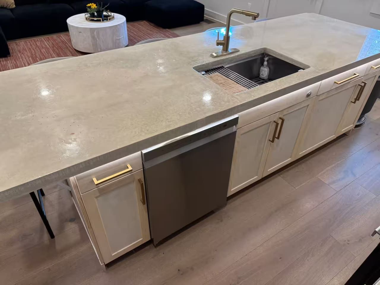 Haven 2 Houses 12 Bedroom 6 bath Hot Tub sleeps 34