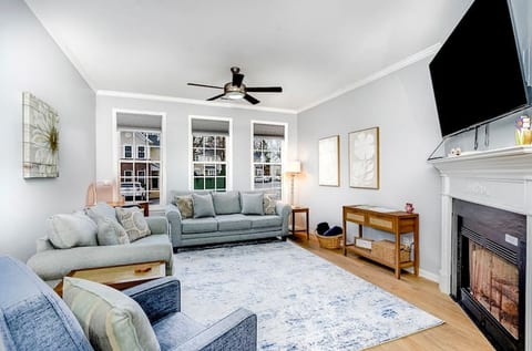 Ample seating; Dedicated workspace. Large smart TV.