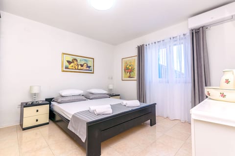 Apartments Paco - Unit 376284-13