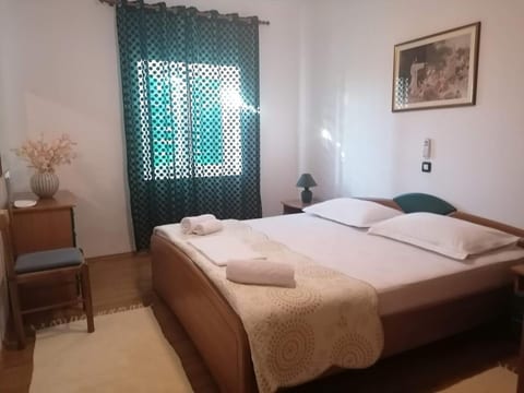 Apartments Family - Unit 376350-13
