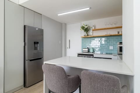 1 Bedroom Apartment, The Centurion, Seapoint 
