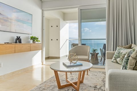 Oceanfront Escape | Stylish 1BR + 8 pools with stunning views