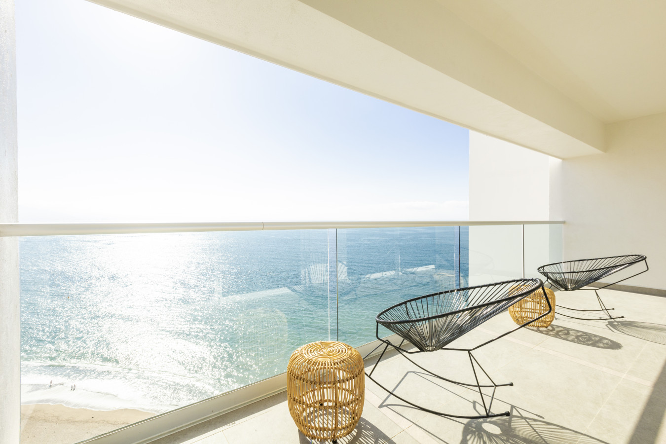 Breathtaking 2BR Oceanfront Paradise with Panoramic Views