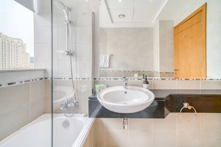 Spacious 3 Bedroom Apartment Dubai Marina - JBR - Tecom - Dubai - United Arab Emirates