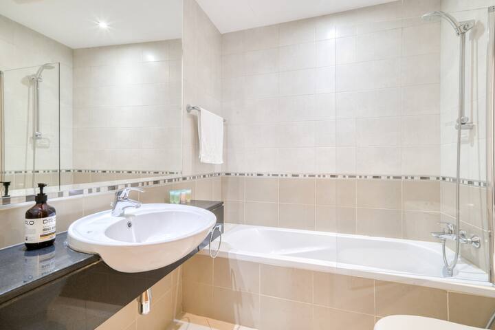 Spacious 3 Bedroom Apartment Dubai Marina - JBR - Tecom - Dubai - United Arab Emirates