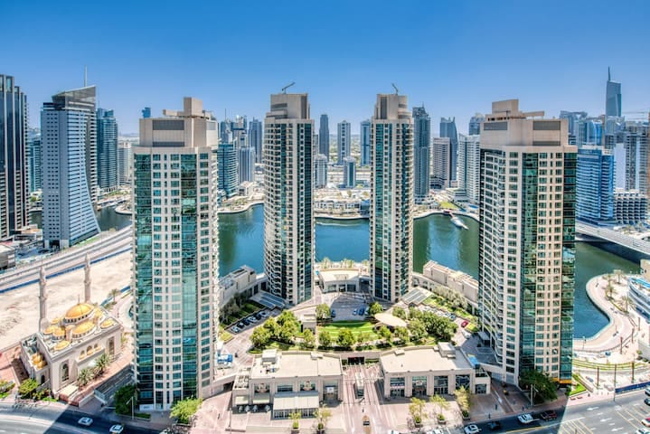 Lux 3bedroom Upgraded Apartment -Marina View & JBR - Dubai