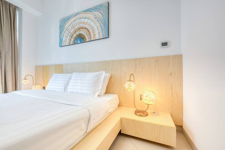 Lux 3bedroom Upgraded Apartment -Marina View & JBR - Tecom - Dubai - United Arab Emirates