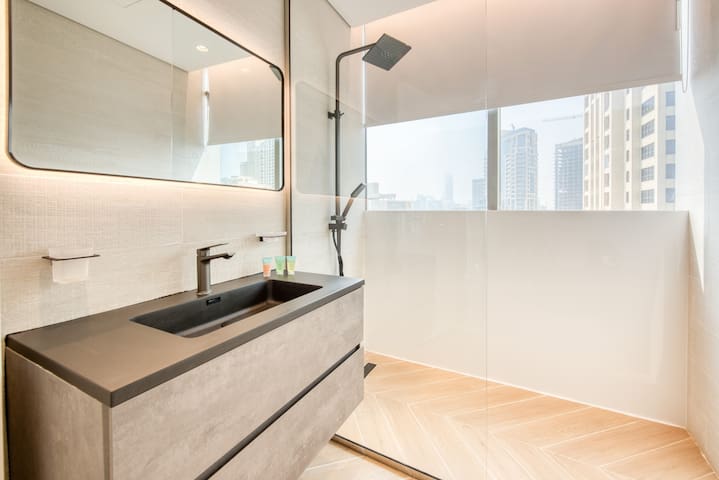 Lux 3bedroom Upgraded Apartment -Marina View & JBR - Tecom - Dubai - United Arab Emirates