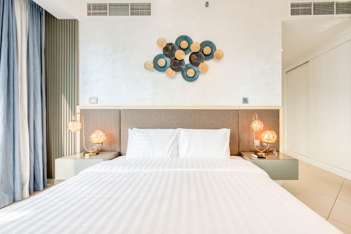 Lux 3bedroom Upgraded Apartment -Marina View & JBR - Tecom - Dubai - United Arab Emirates