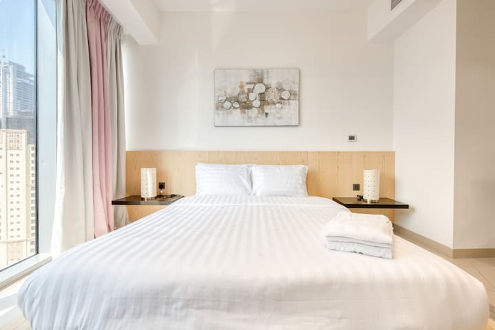 Lux 3bedroom Upgraded Apartment -Marina View & JBR - Tecom - Dubai - United Arab Emirates